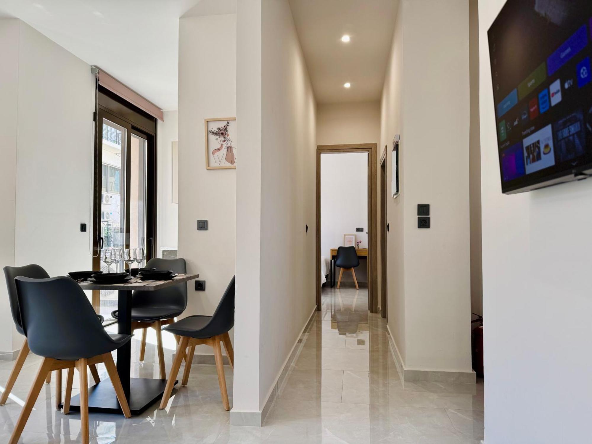 Spacious Apartment Near Monastiraki By Kozy Koala Athen Exterior foto